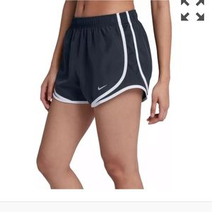 Nike women’s tempo dry core 3” running shorts